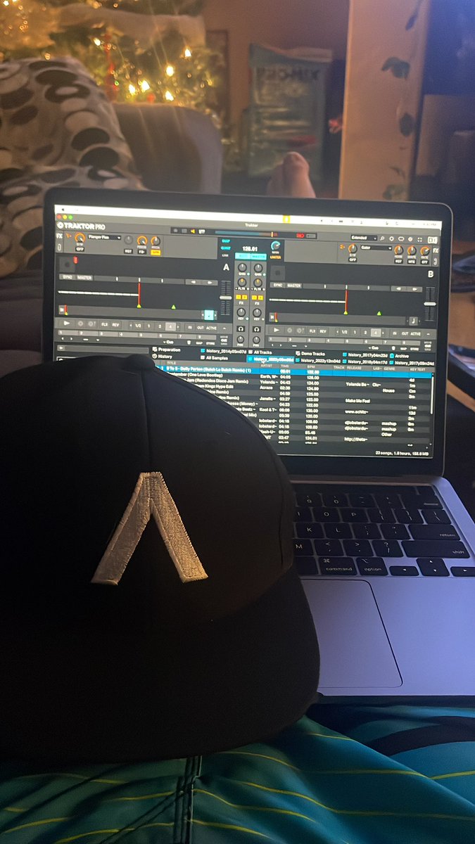 Back on the decks tonights, summoning my inner disco <a href="/Axwell/">Axwell</a>, Happy NYE All!