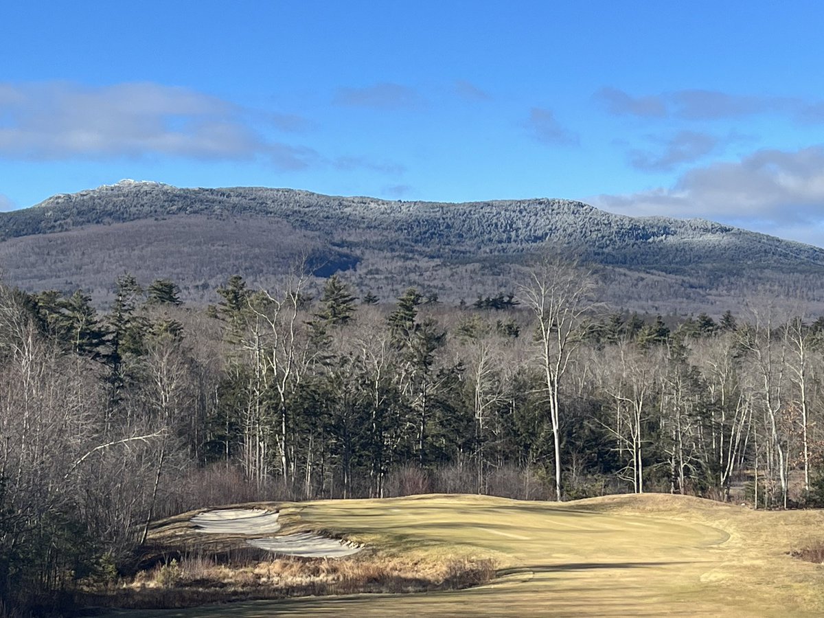 bboardchartguy's tweet photo. Beautiful day for a long walk and listen to the @kirkminshow Best of 23-Part 1 #OneDownTwoToGo https://t.co/AyBHG7qcmL