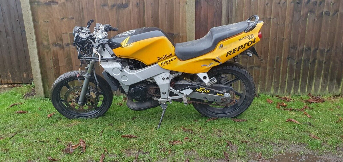 BarnFindsUK's tweet photo. Ad: Honda NSR125
On eBay here -->> https://t.co/vcHvnYhCfk
#HondaNSR125 #motorcycleforsale #bikeforsale #motorcyclelove #bikelife #twoWheels #bikeaddict https://t.co/b4F96bCwHq