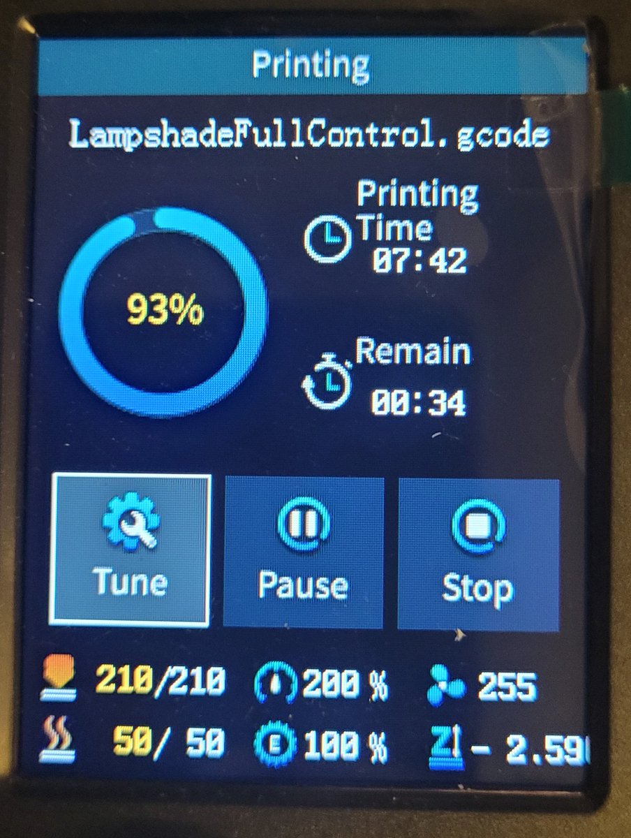 xorpex's tweet image. The last #3dprint of the year 2023 seems to be also the first of 2024 🤤
#3DPrinting  #fullcontrol #fullcontrolgcode #lampshade
#crealityender3 v3SE