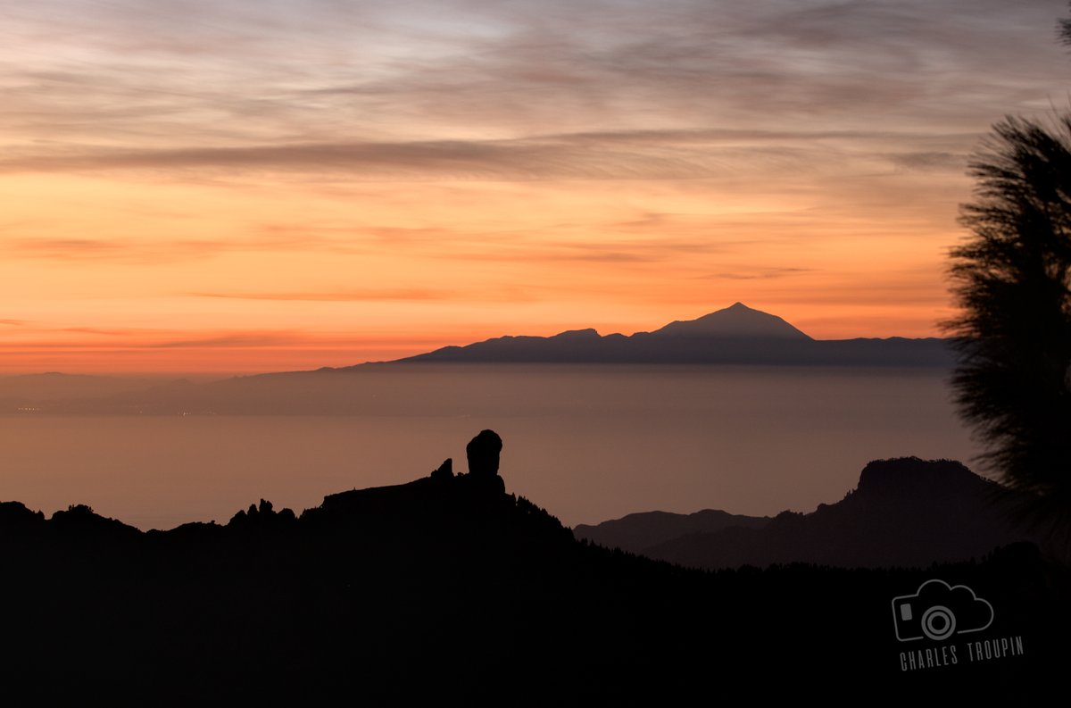 CharlesTroupin's tweet photo. Last sunset (and last run) this year, from Pico de las Nieves, Gran Canaria. https://t.co/MTXbrLpts2