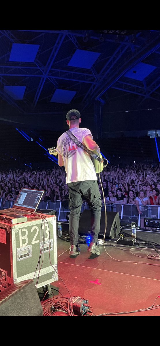 michaelandobass's tweet photo. Always forget to post on here, but what an absolutely unreal year 2023 has been! Traveling the world playing music, recording in a legendary studio and performing in what feels like every city in the UK!

Roll on 2024, it’s going to be an absolute belta x https://t.co/jb3mhvgWgX