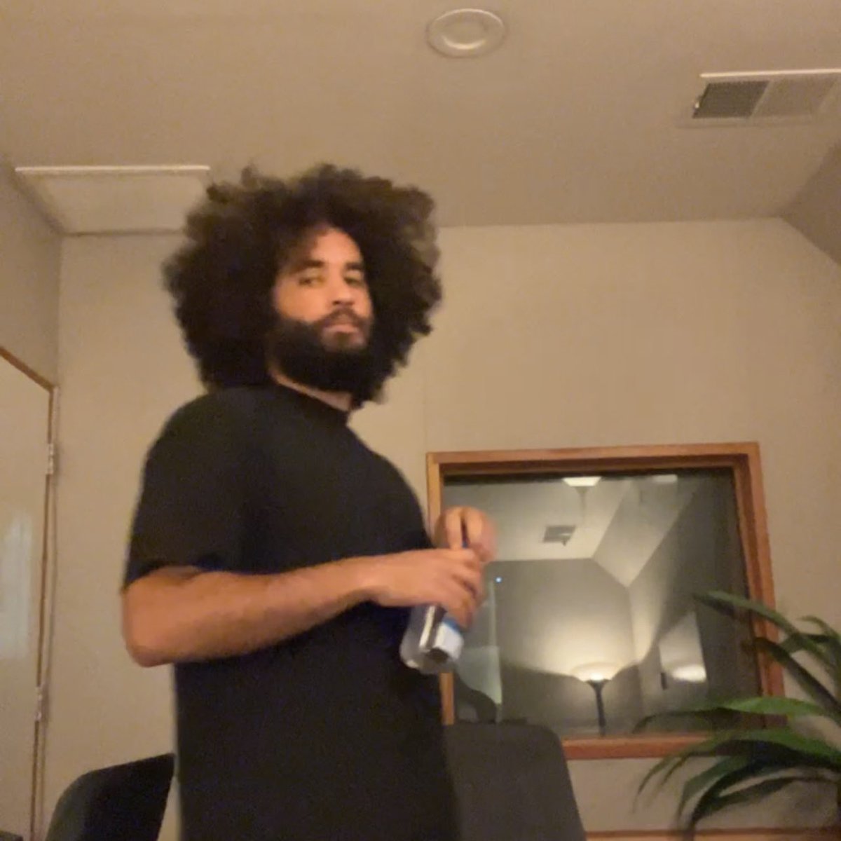 angelo mota tweet media