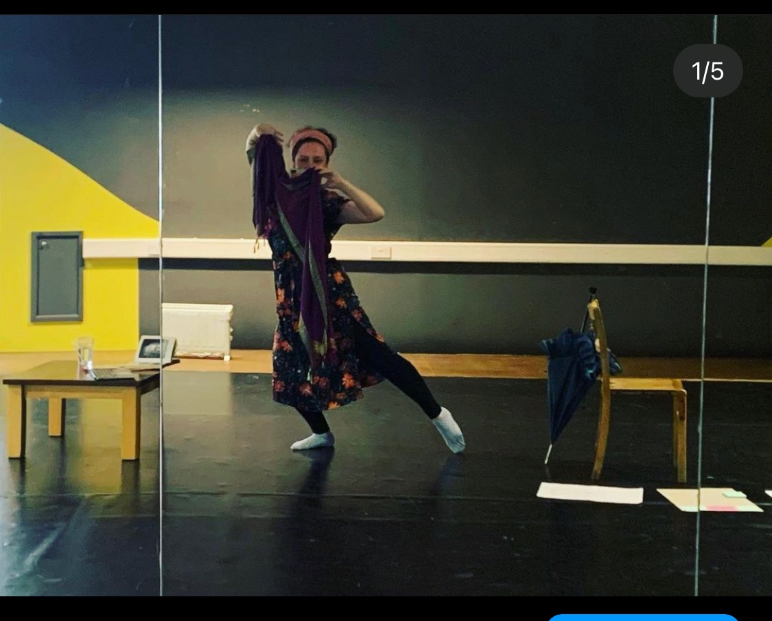 Happy new year one &amp; all! ✨ 2023 has been a rollercoaster adventure, including my first ever #EdFringe show &amp; developing new work for next year 🥂 I hope the year has been good to you - &amp; if not, sod it, kick it in the bin 🥳 here’s to a brand spanking new start 🎉