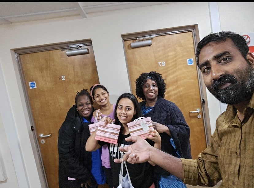 NUHIntlPastoral's tweet photo. Over the festive period ⁦@NUHIntlPastoral⁩ visited our international nurses and midwives residing at the Trust accommodation and presented with a little gift as some of them will be spending Christmas away from family/friends  for the first time ⁦⁦@MelvinWar2004⁩ https://t.co/gNJnJXcHKo