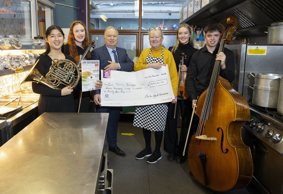 CorkYouthOrchestra (@cyocork) on Twitter photo Cork Youth Orchestra donates €7,934 to Cork Penny Dinners.
Conductor Tomás McCarthy presenting a cheque to Caitríona Twomey ,Cork Penny Dinners. (Photo: Berenice Riedewald)
📸 On Facebook facebook.com/10007204764407…
 📸 And m.facebook.com/story.php?stor… Cork Youth Orchestra donates €7,934 to Cork Penny Dinners.
Conductor Tomás McCarthy presenting a cheque to Caitríona Twomey ,Cork Penny Dinners. (Photo: Berenice Riedewald)
📸 On Facebook facebook.com/10007204764407…
 📸 And m.facebook.com/story.php?stor…