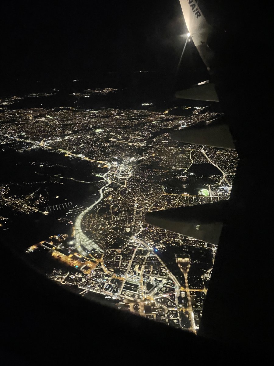stoickcs's tweet photo. 2023 has been a wild year for me. I’ve gone from coaching a university team to becoming an analyst for some of the best teams in tier 2 and tier 1.5 CS.

Looking ahead, 2024 looks to be filled with exciting opportunities for me to grow professionally and personally.

Lets go :) https://t.co/gMnP33RM7Y