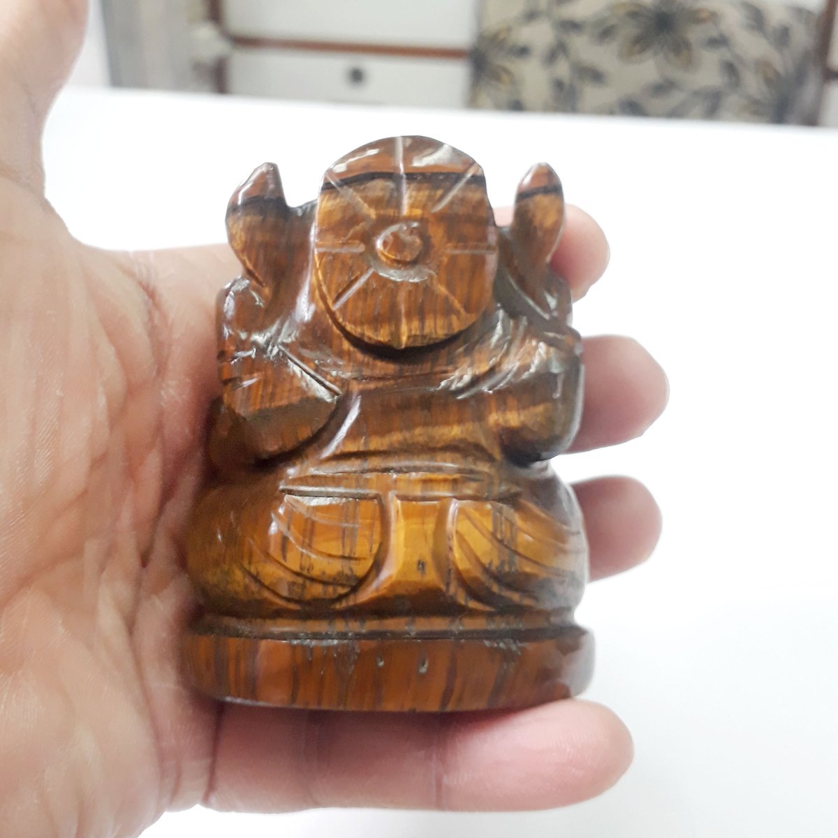 AgarwalAnushth's tweet photo. Tiger eye ganesha statue god natural stone ganesh idol
Length : 2.75 inch /Width : 2 inch / Weight : 183 gram
https://t.co/c3WwJUJSLY
#tigereyestones #tigereyeganesh #ganeshcarving #ganeshstatue #handcarvings #statue #crystals #gemstones #crystalhealing #handmade #handicrafts https://t.co/khBfLsYJ5z
