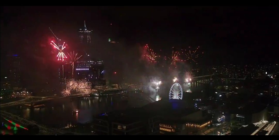 AngieStcrz's tweet photo. Happy new year 2024!! 🇦🇺 https://t.co/cgUTG1Ip5T