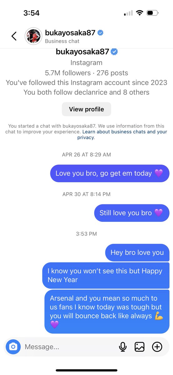 CodeineAlt's tweet image. Y’all think Saka looks at his dms at all? I wanna stand behind the players