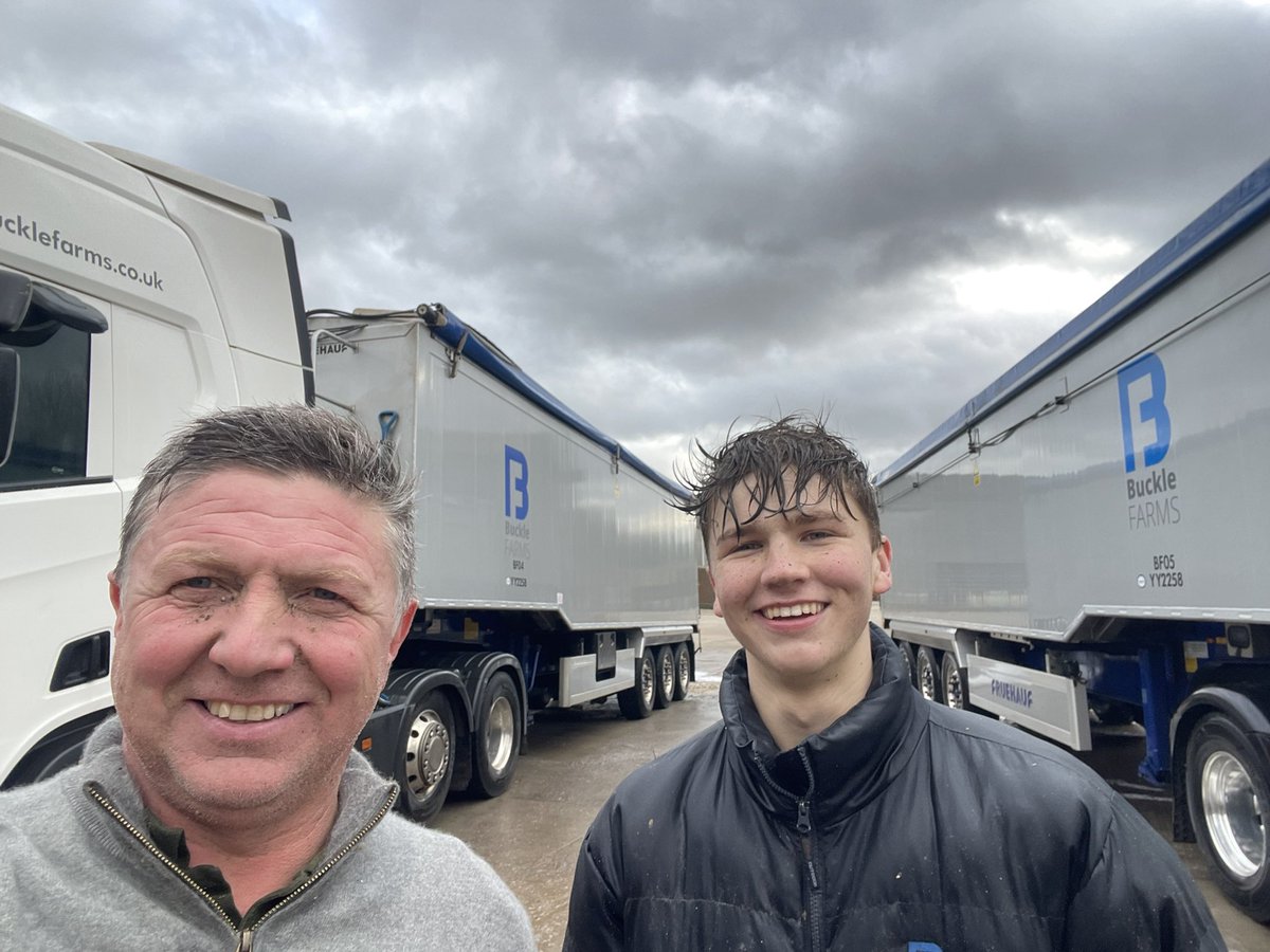 Rob Buckle tweet media