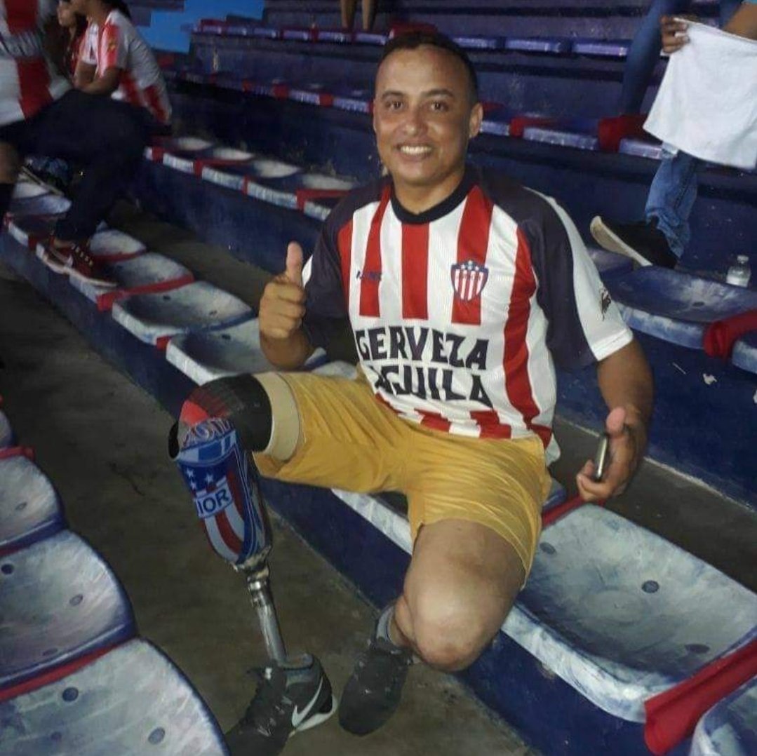 EnqueDaza's tweet photo. @ChrisDaes @TecnoglassSA @FunTecnoglass @JuniorClubSA #ElGloriosoJunior @TecnoglassSA @FunTecnoglass @JuniorClubSA manda. Vamos por esa 🌟  #11 y a luchar por la Libertadores. https://t.co/jrXLP3jFKO