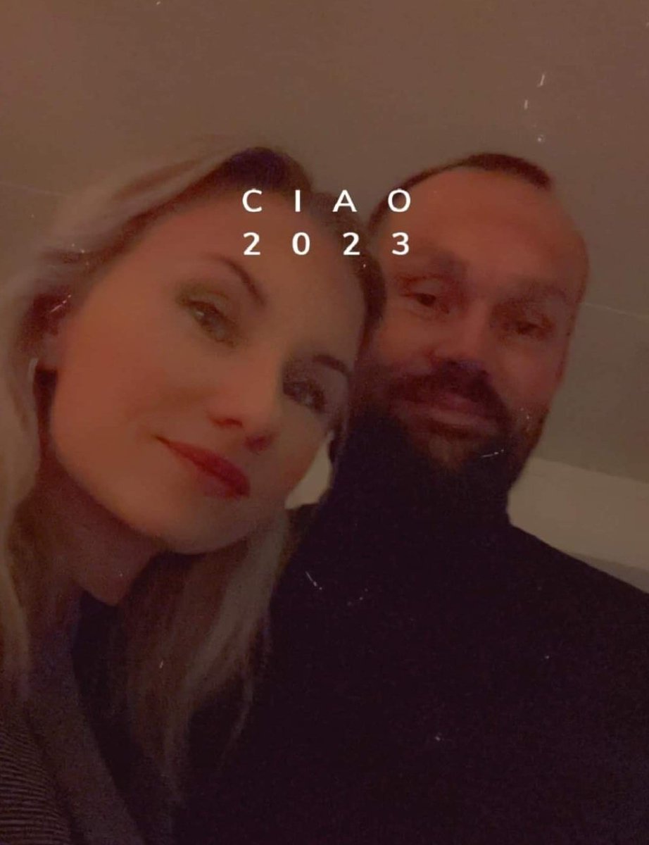 Takker for 2023, og ønsker dere alle et riktig godt 2024.🤍💚