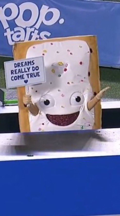 FFToday's tweet image. Your fantasy team in Week 16 vs. your fantasy team in Week 17