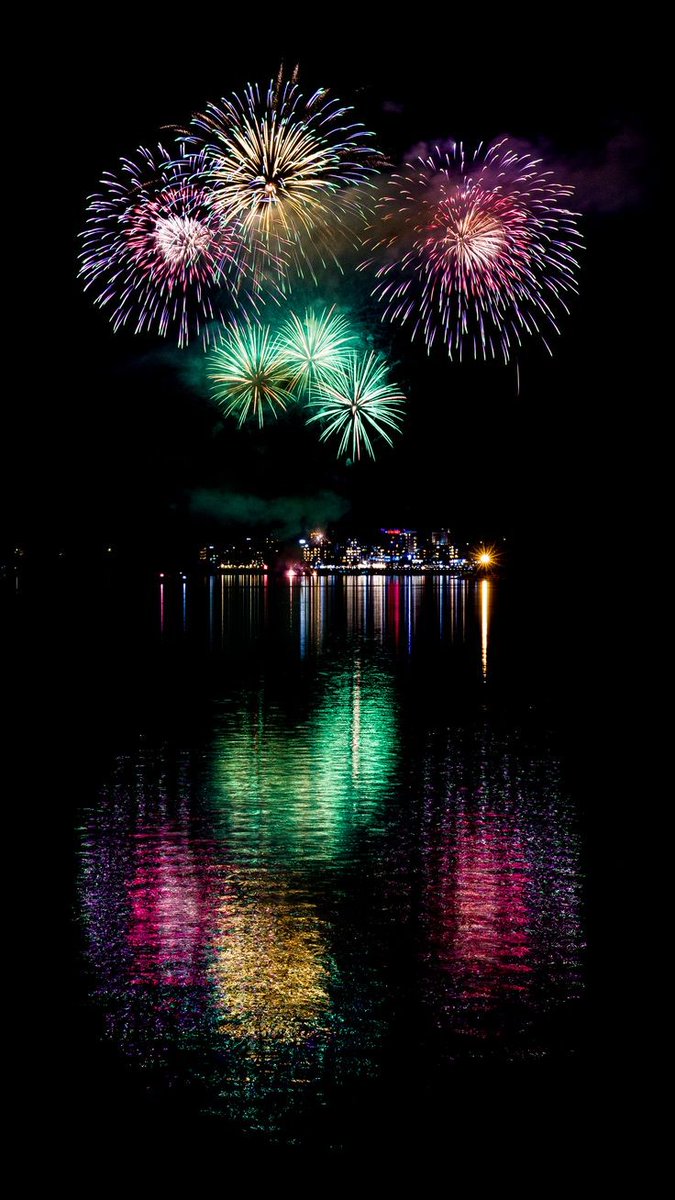 freakdollface's tweet photo. Happy New Year Everyone ❤️🎉
#Welcome2024 #HappyNewYear https://t.co/QWcYkQAFZT