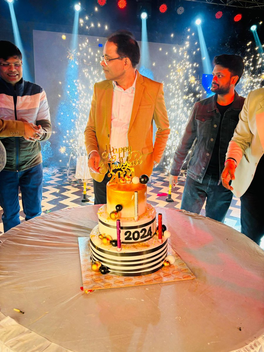 Arun Misra tweet media