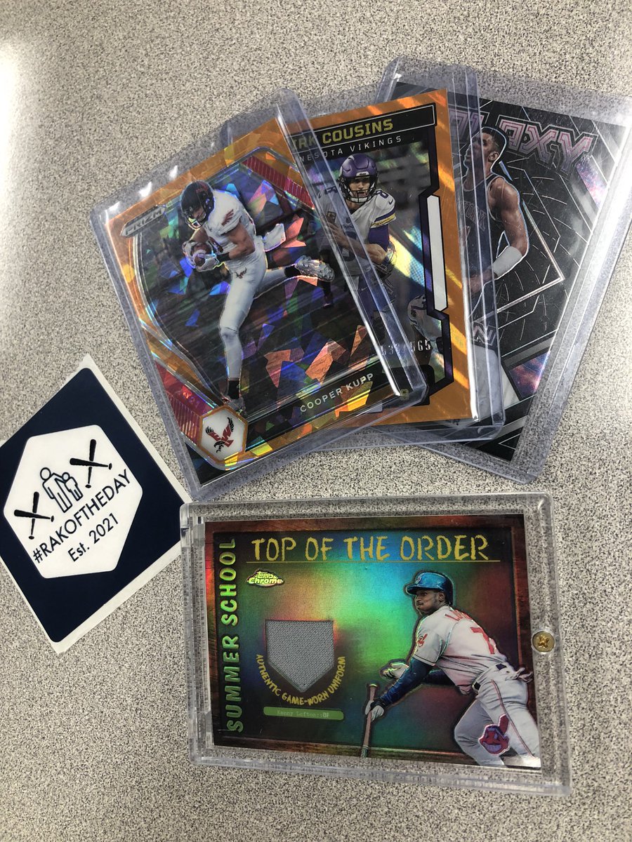 MrKdub's tweet image. 2023 WAS the year of the #RAK &amp;amp; what a special year it was - so thankful for ALL the awesome things that I have been able to be a part of in this incredible #TheHobby community - it truly is the people that make it so GREAT! Y’all be blessed into 2024 💙 #RAKofTheDay @eshecker