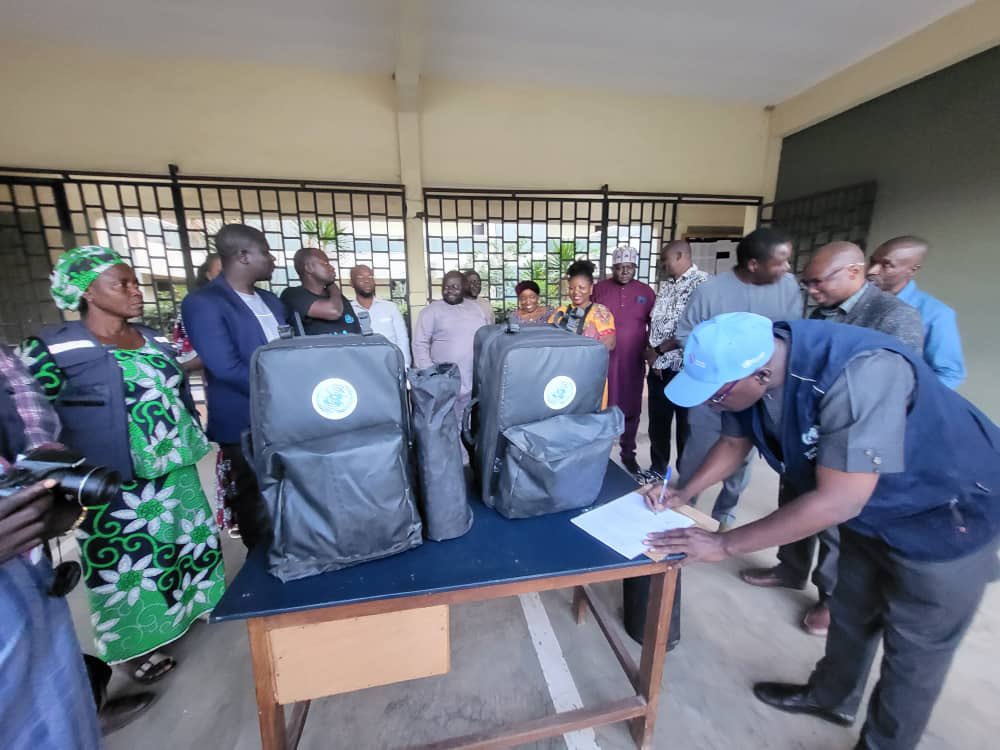 WMulombo's tweet photo. The year 2023 didn’t end quite well for @plateaustateng as the state had to deal with mass casualties following despicable attacks. As part of @WHONigeria contribution, happy to hand over trauma kits and other supplies for initial assistance https://t.co/JHxzUUzUk3