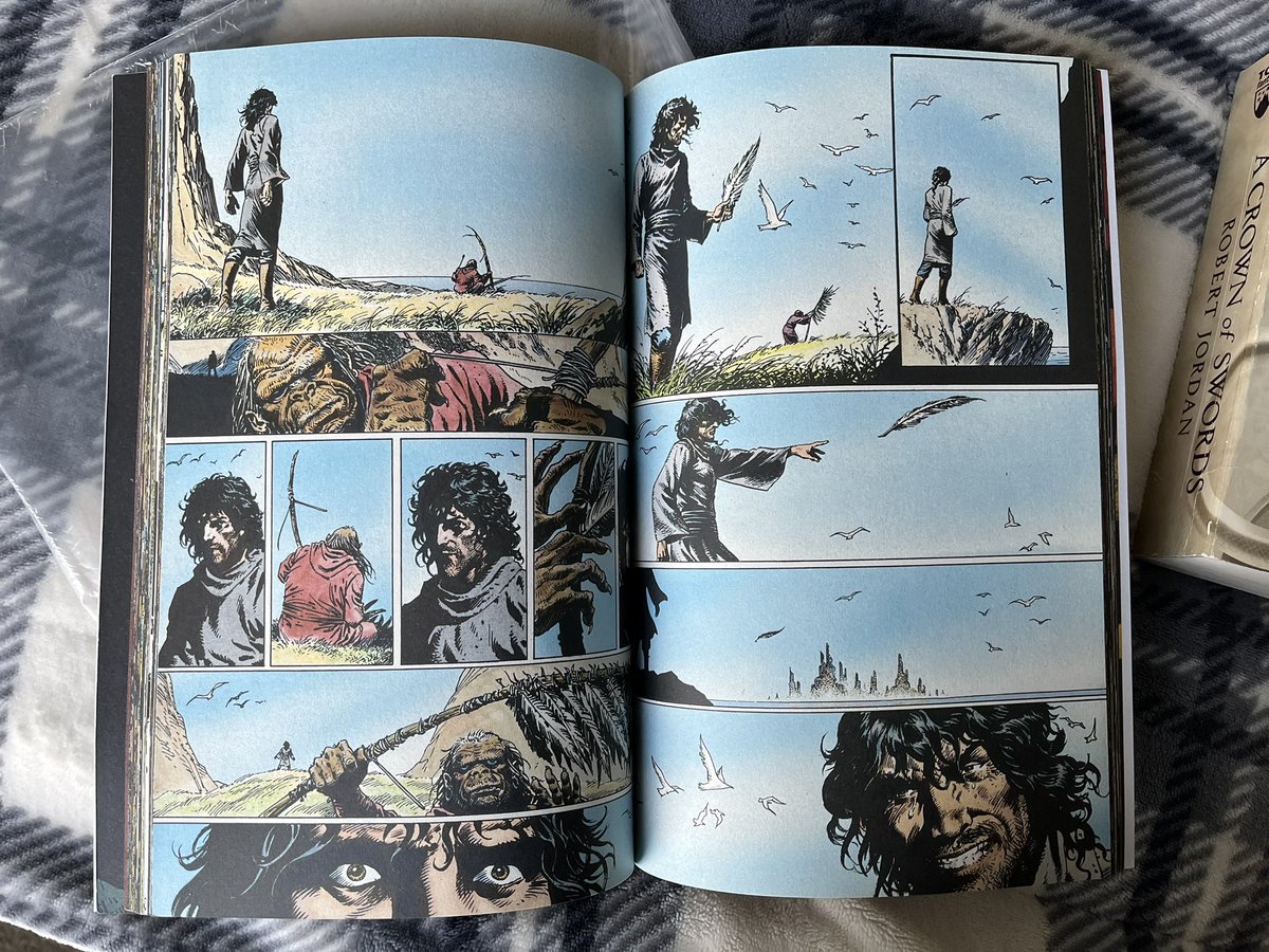 PedroBignon's tweet photo. Una de las últimas lecturas del año...a la altura de Batman Year One o Man of Steel, pero creo que intravalorada. La historia y dibujos de Timothy Truman, y las tintas de Quique Alcatena, hacen una re-interpretación brutal del mundo de Thanagar, y de Katar y Shayera #dccomics https://t.co/HqY85NeOoa