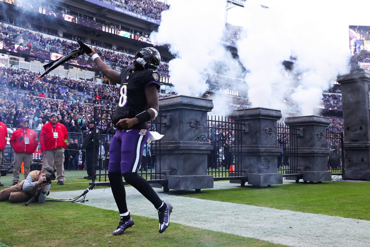 NFLonCBS's tweet photo. The Ravens are the first team in NFL HISTORY to win back-to-back regular season games by 10+ points vs 11-win teams https://t.co/XkQqzZirs5