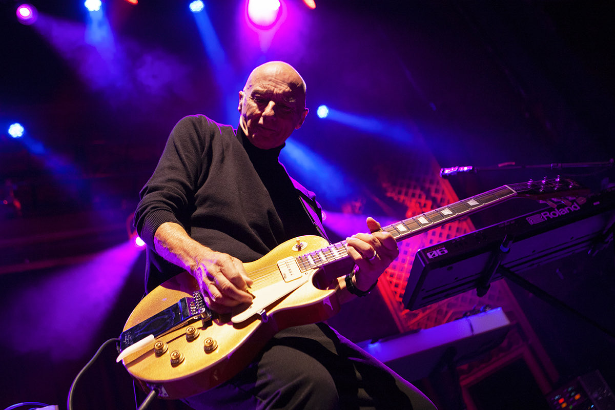 midge ure💙 tweet media