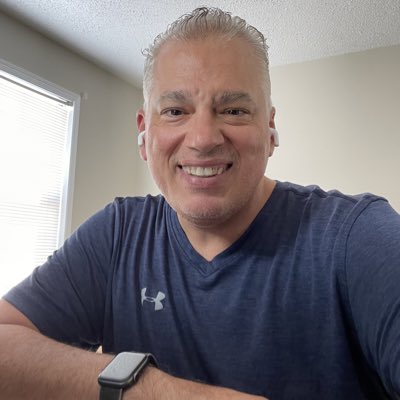 emilvarelli's tweet photo. #NewProfilePic https://t.co/jXE2sZMVic