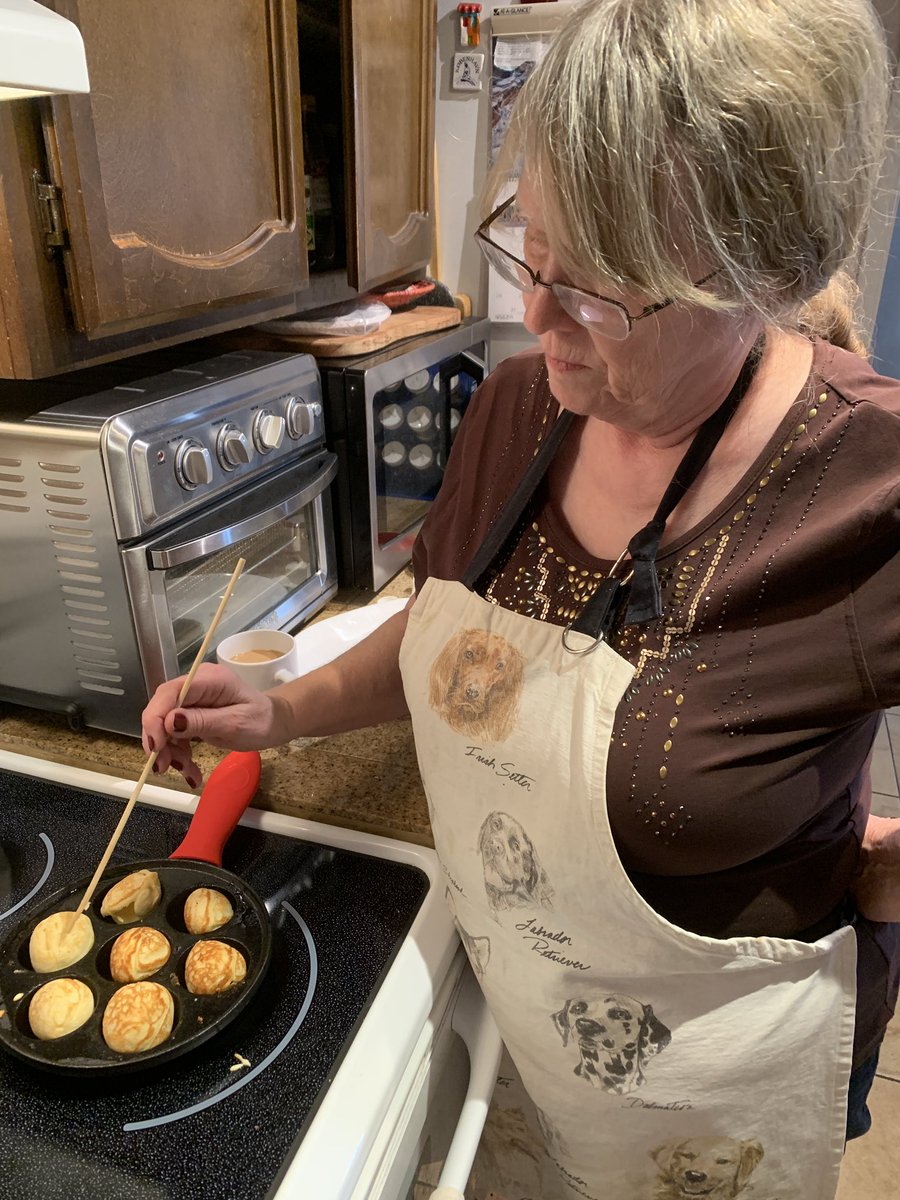 Michael E. Smith tweet media