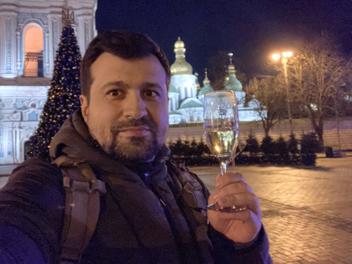 sumlenny's tweet photo. Happy New Year! For the victory! Glory to Ukraine! https://t.co/cXFZwlhnUM