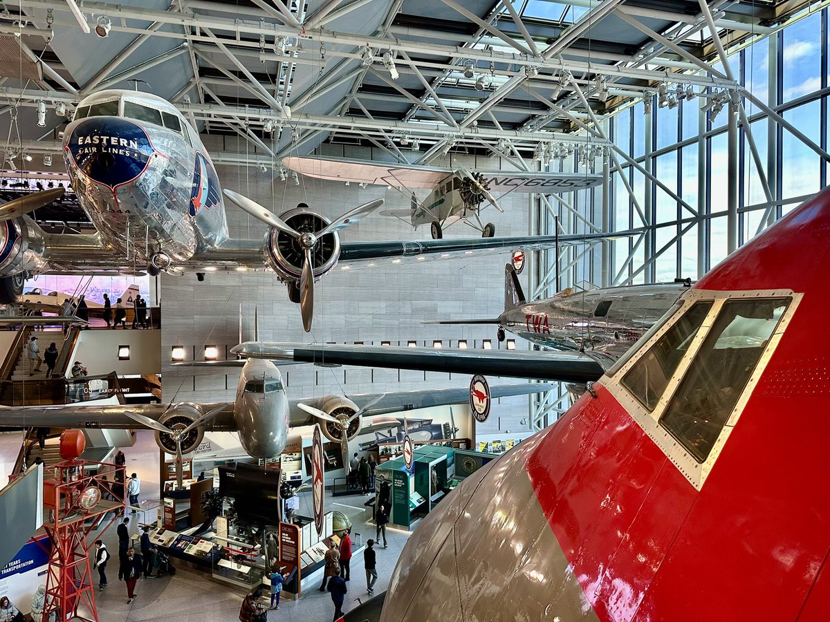susantran's tweet photo. Started 123123 with a visit to @airandspace!! What a cool place!!! #ExploringDC https://t.co/bBeRSoLiVw