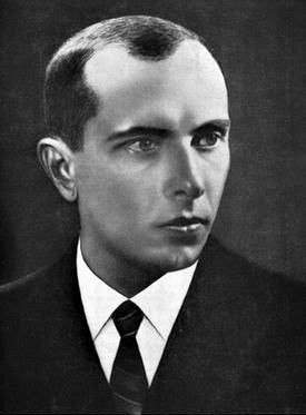dennydov's tweet photo. З днем народження, Степане Андрійович! https://t.co/fRVZqUge1X