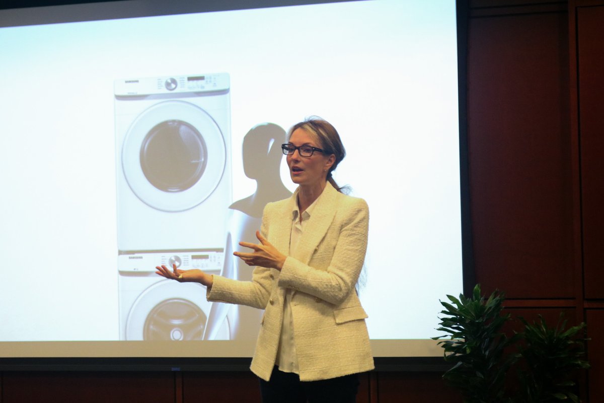 DohertyCenter's tweet image. What an amazing year we have had! The Doherty Center is proud of the accomplishments of our Innovation Scholars, University Innovation Fellows, Oak Originals student vendors and Lead Scholar Intern team for organizing such impactful events. We can't wait for 2024.