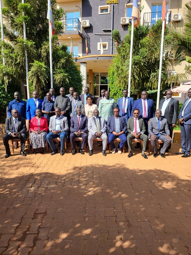 Hon. Stephen Dhieu Dau tweet media