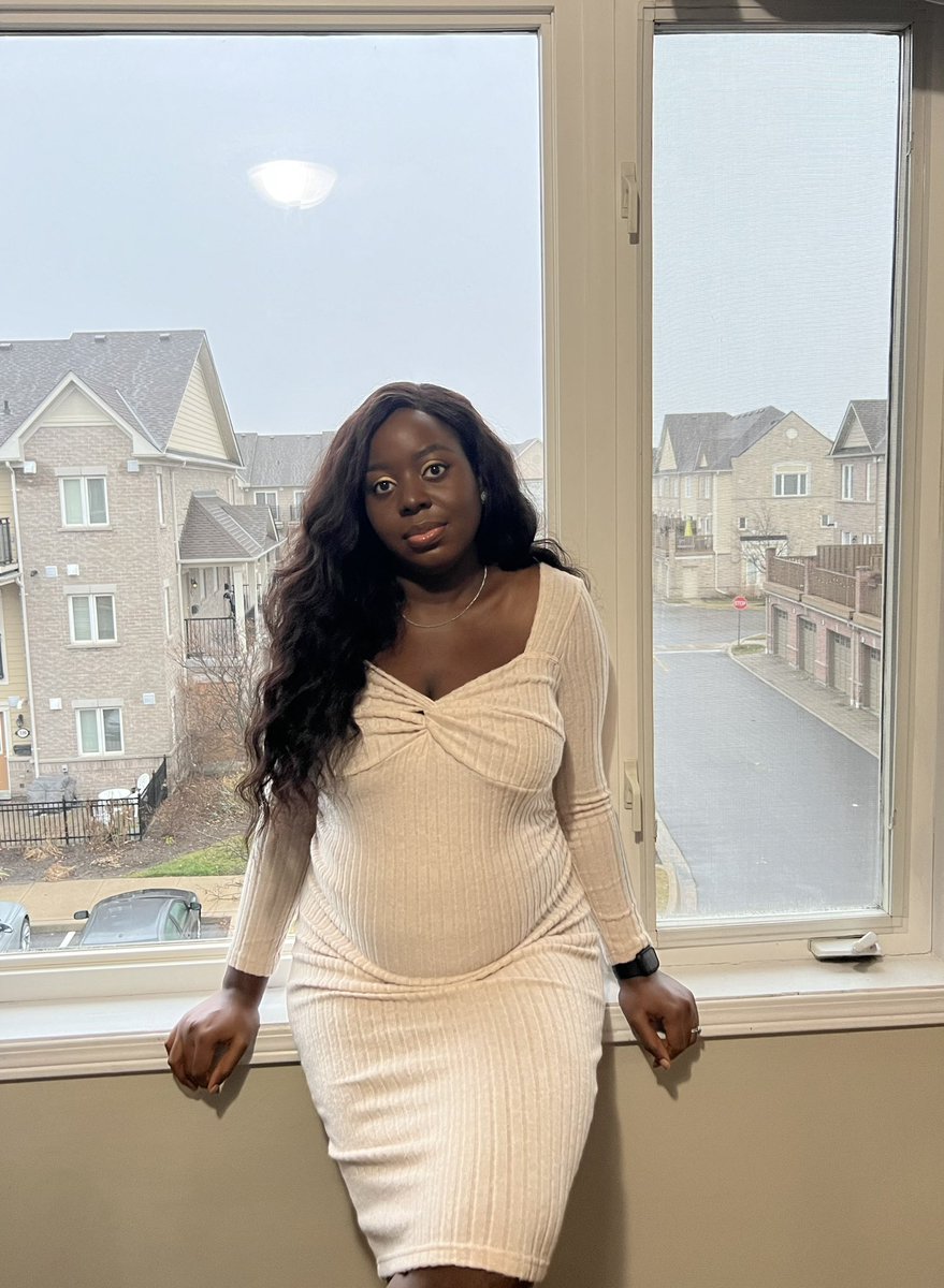 jessica_xls's tweet image. happy new year from the three of us 👩🏽‍❤️‍👨🏾

my greatest blessing of 2023. can’t wait to welcome our baby officially in 2024.