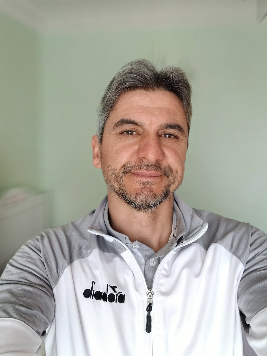 Kendi adıma mutlulukları ve büyük acıları birlikte yaşadığımız 2023 yılını geride bırakırken, yeni gelen 2024 yılının tüm ülkemizi, dünyamızı barış, sağlık ve huzur getirmesini temenni ediyorum sevgi selamlarımı iletiyorum.. 🇹🇷🇹🇷🇹🇷