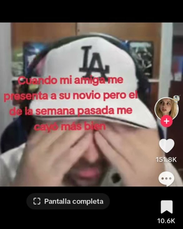 OOCBananirou's tweet photo. lograron cornudizar a un tipo que se la pasa hablando como si fuese un momo de la grasa https://t.co/TXDE29Rdbc