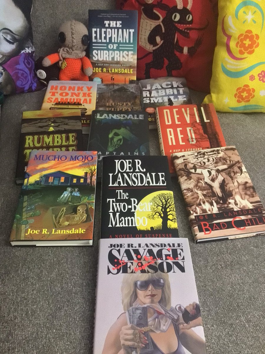 Favorite read of 2023 is actually a series The Hap and Leonard series by the amazing @joelansdale - dark southern crime - hilarious banter - fantastic fight scenes - great character development over the series - Bob the Armadillo, I love him Try this series out. #BookTwitter