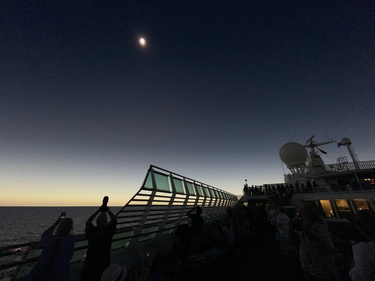 WhenIsTheNextEclipse tweet media