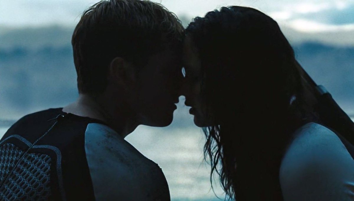 getawayeverlark tweet picture