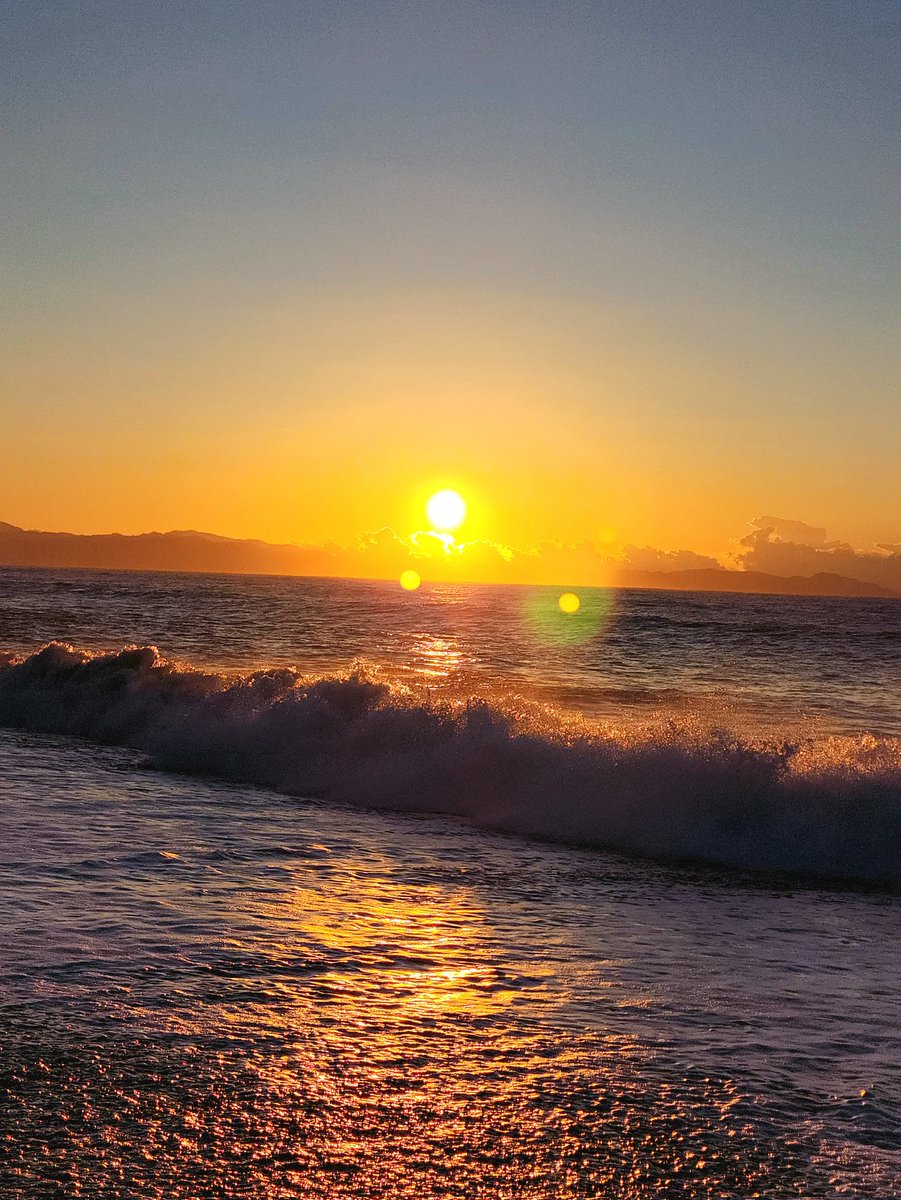 xyyukiix's tweet photo. 明けましておめでとうございます🌄2024年もよろしくお願いします�� https://t.co/JNDH1nBQ9z