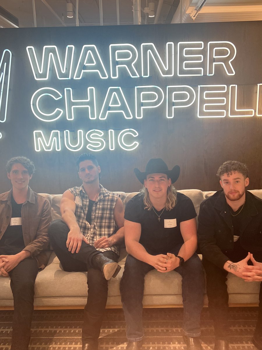 On The Outside ~ OTO tweet media