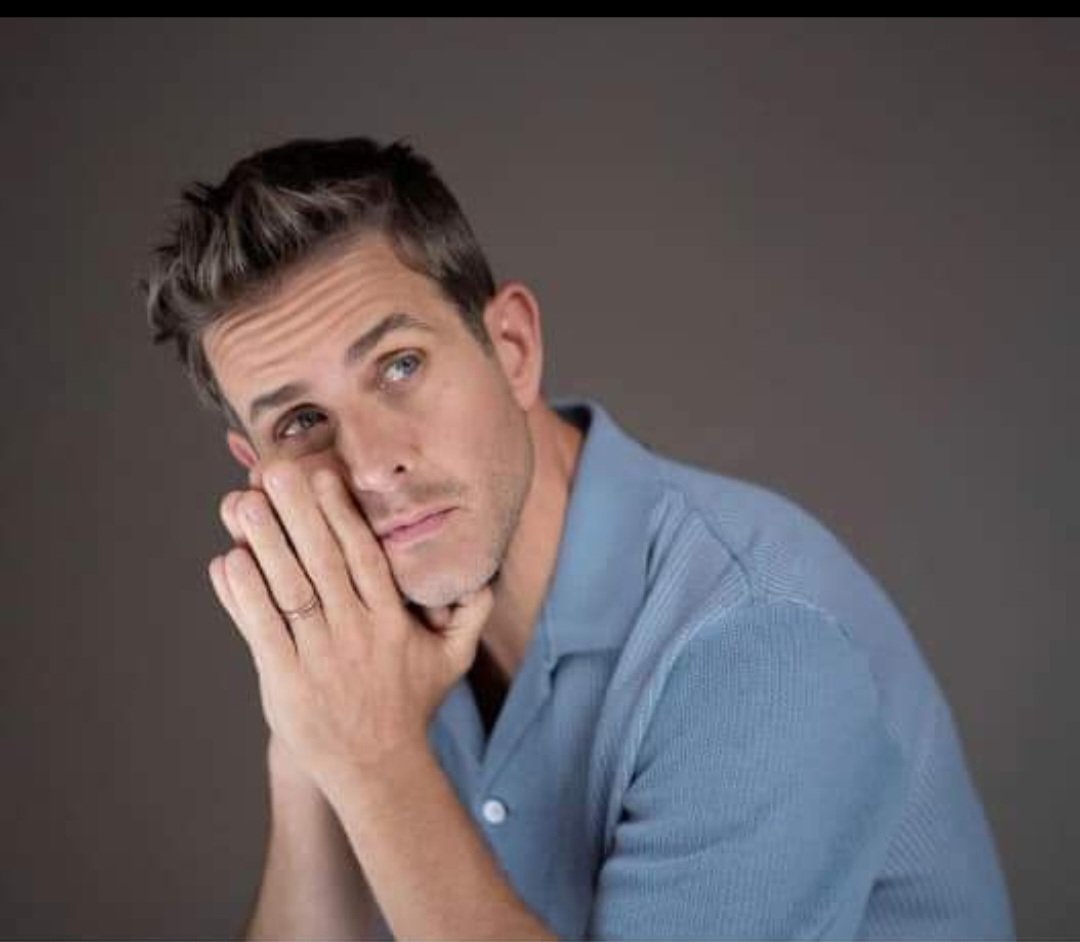 mitza2478's tweet photo. Happy birthday to @joeymcintyre 
Started when I was about 9 yrs old my 1st love ❤️ hope you have a wonderful birthday and can't wait to see you and the guys for the #magicsummertour #nkotb #blockhead4ever 🤖♾️ https://t.co/Rbsu3fpwID