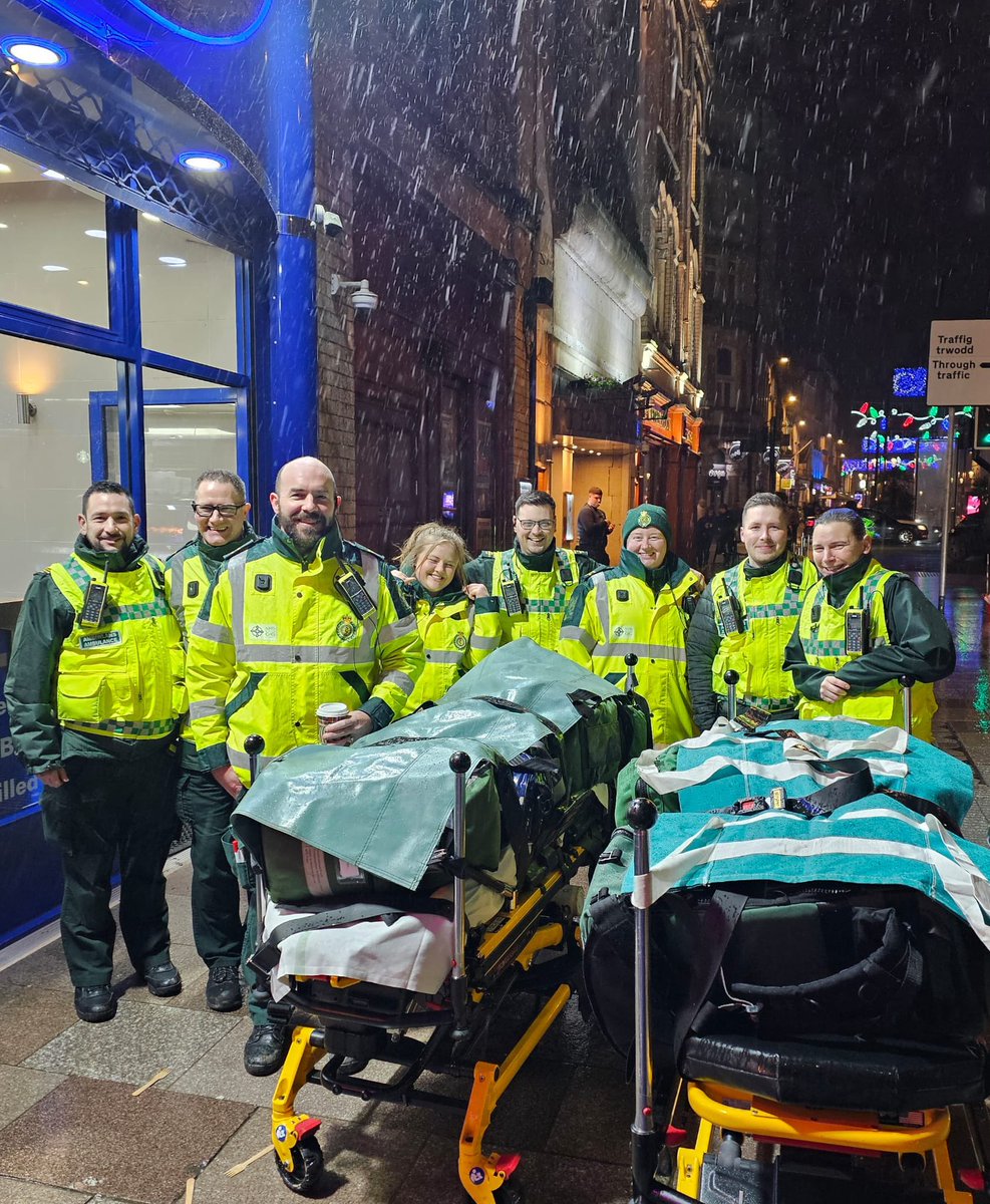 WastMrt's tweet photo. Happy New Year to everyone. Tonight we have 2 teams out working along side other @WelshAmbulance resources to keep you safe while your out celebrating. It’s a wet one but everyone is in good spirits. Most of all have fun and stay safe. HAPPY NEW YEAR 🥳🎉🎉 https://t.co/4z4WbSI6Rm