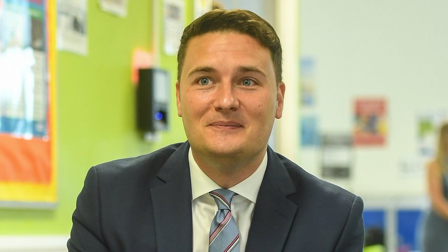 Wes Streeting thinks opening the NHS up to privatisation is a good idea.

Like if you think it is.
Hit the RT if you know that it isn't.