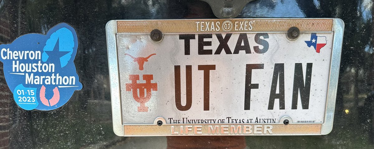 Got a “new” car and, of course, I kept my personalized plates. Less than 100 to get to 1k before 7:45 pm Monday. #NoLonghornfanUnder1k #HookEm