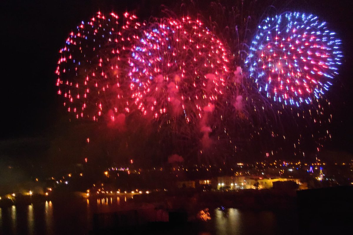 Andrina Hunter tweet media