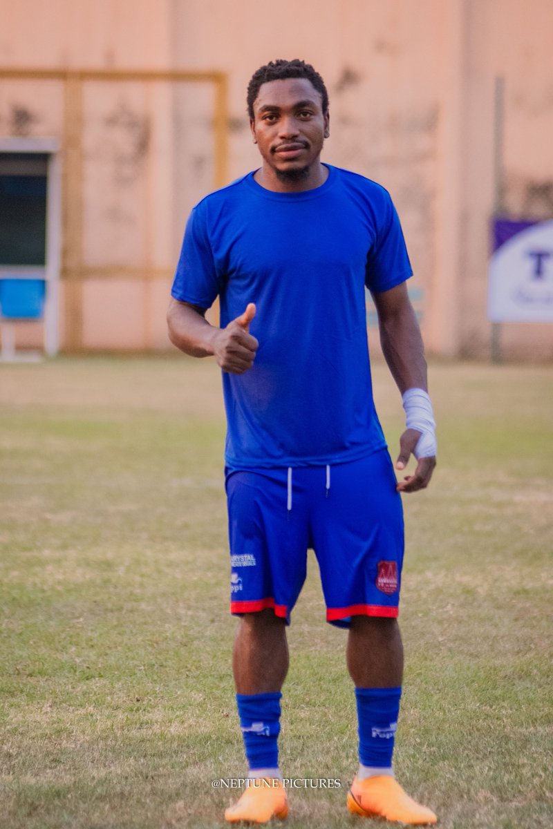I wish you ALL a Happy New Year 2024 🎉

A BIG THANK YOU for the constant support 🙏🏾

May this new year be prosperous for you and your loved ones.

📸 Neptune Pictures

#MangwaBoys #KacheBoris #BamboutosFC #MTNEliteOne #Cameroon