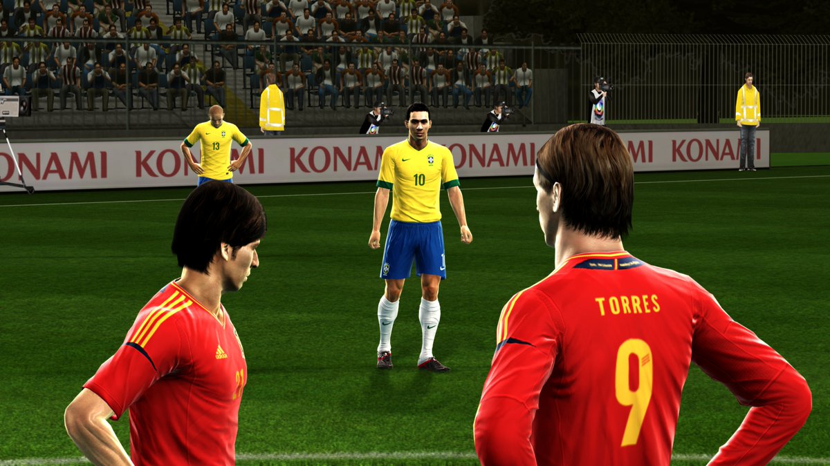 TudodePES's tweet photo. PES 2012 in 4K  #PES2012 #ProEvolutionSoccer #eFootball #nemar #Ganso #FernandoTorres https://t.co/38fVty9g0K