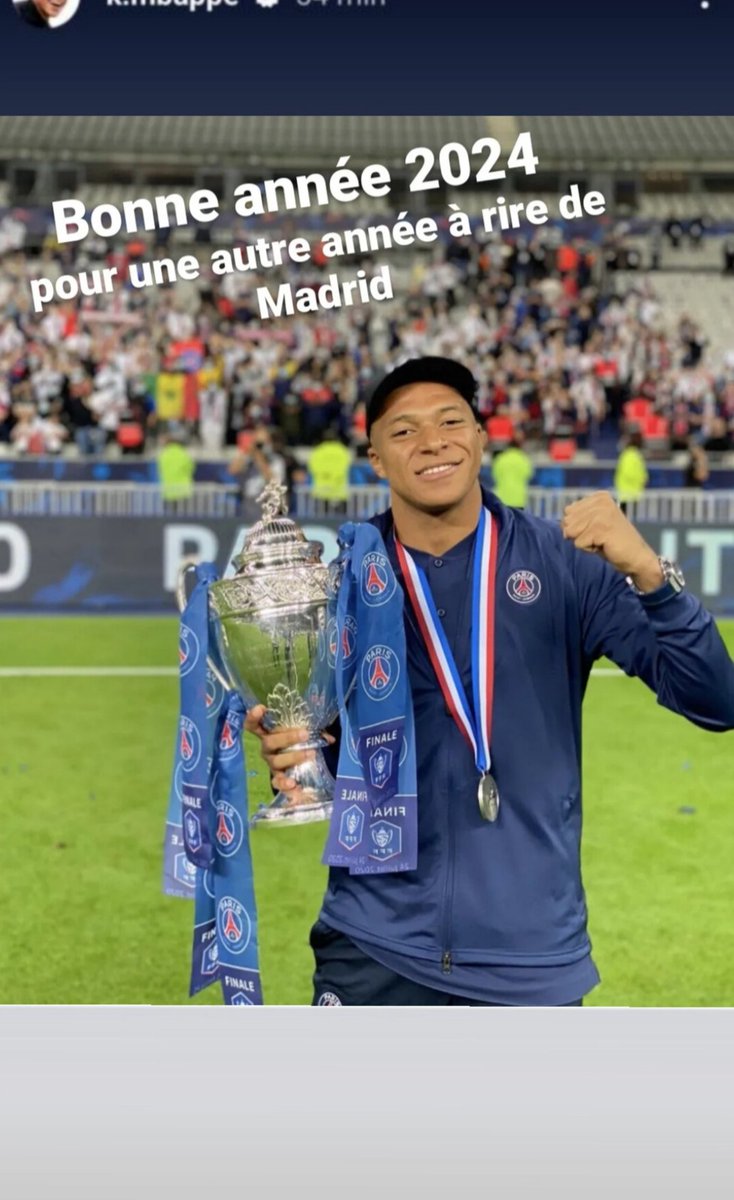 Userbl10's tweet photo. Que hace mbappe subiendo esto a las historias?? https://t.co/Ivkkx0783p