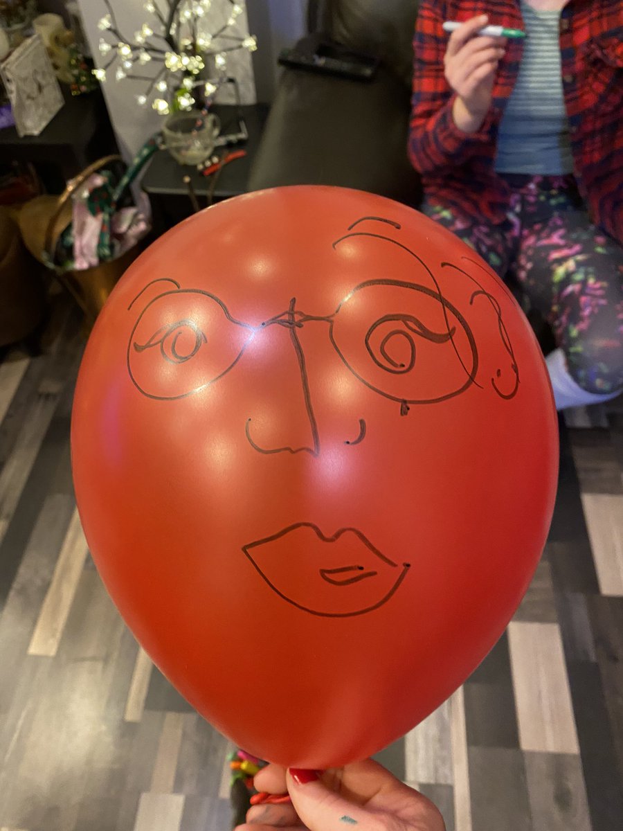 Lisa Powlesland tweet media