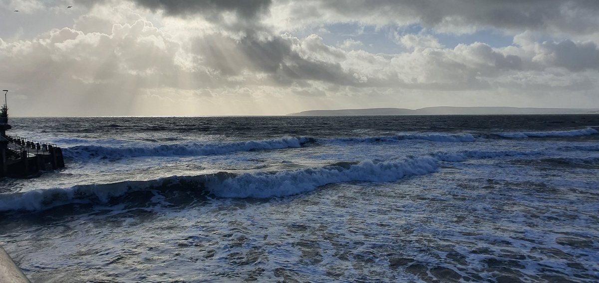 Quality NYE scoot along the front today... 2023 has had it's highs &amp; lows as every year does but all good... here's to a great 2024 to one and all. X